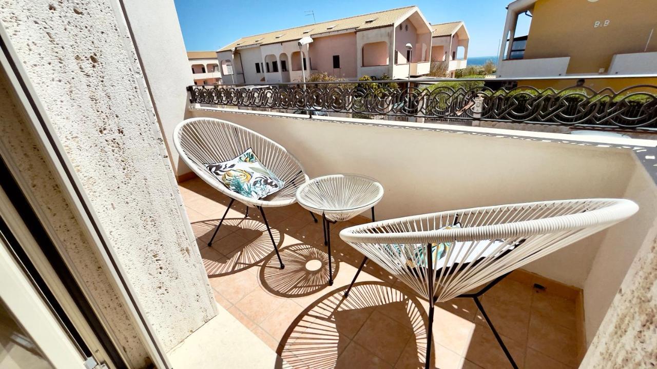 Casa P. Greco Hotel Portopalo Di Capo Passero Exterior photo